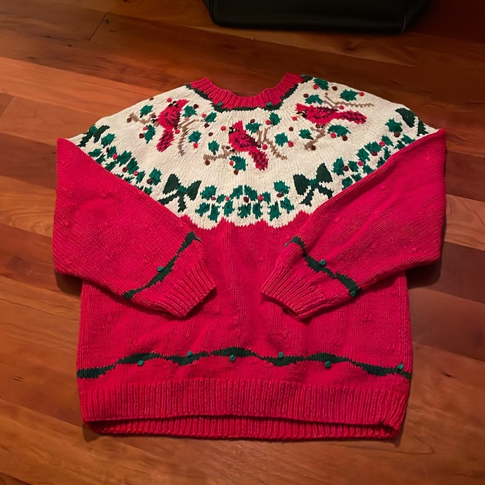 BEUATIFUL red Christmas sweater